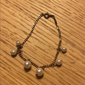 Vintage Dangly pearl bracelet small